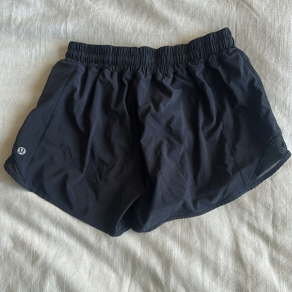 lululemon athletica Black Athletic Shorts Lightweight Performance - Picture 3 of 4